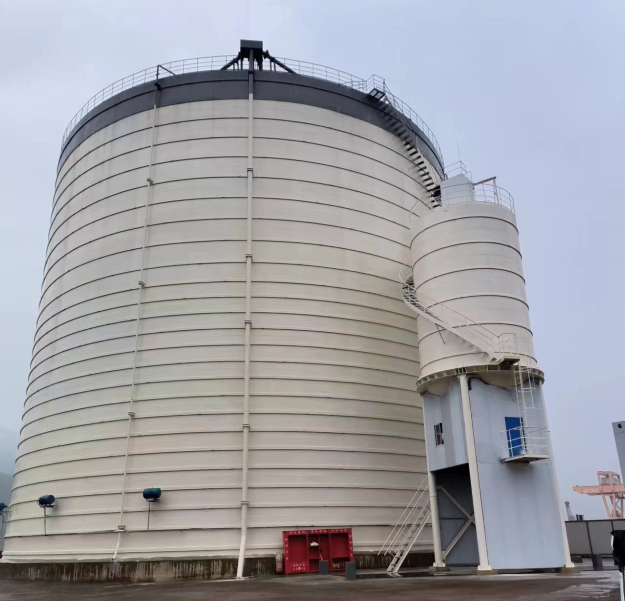 七坊镇10万吨水泥钢板库